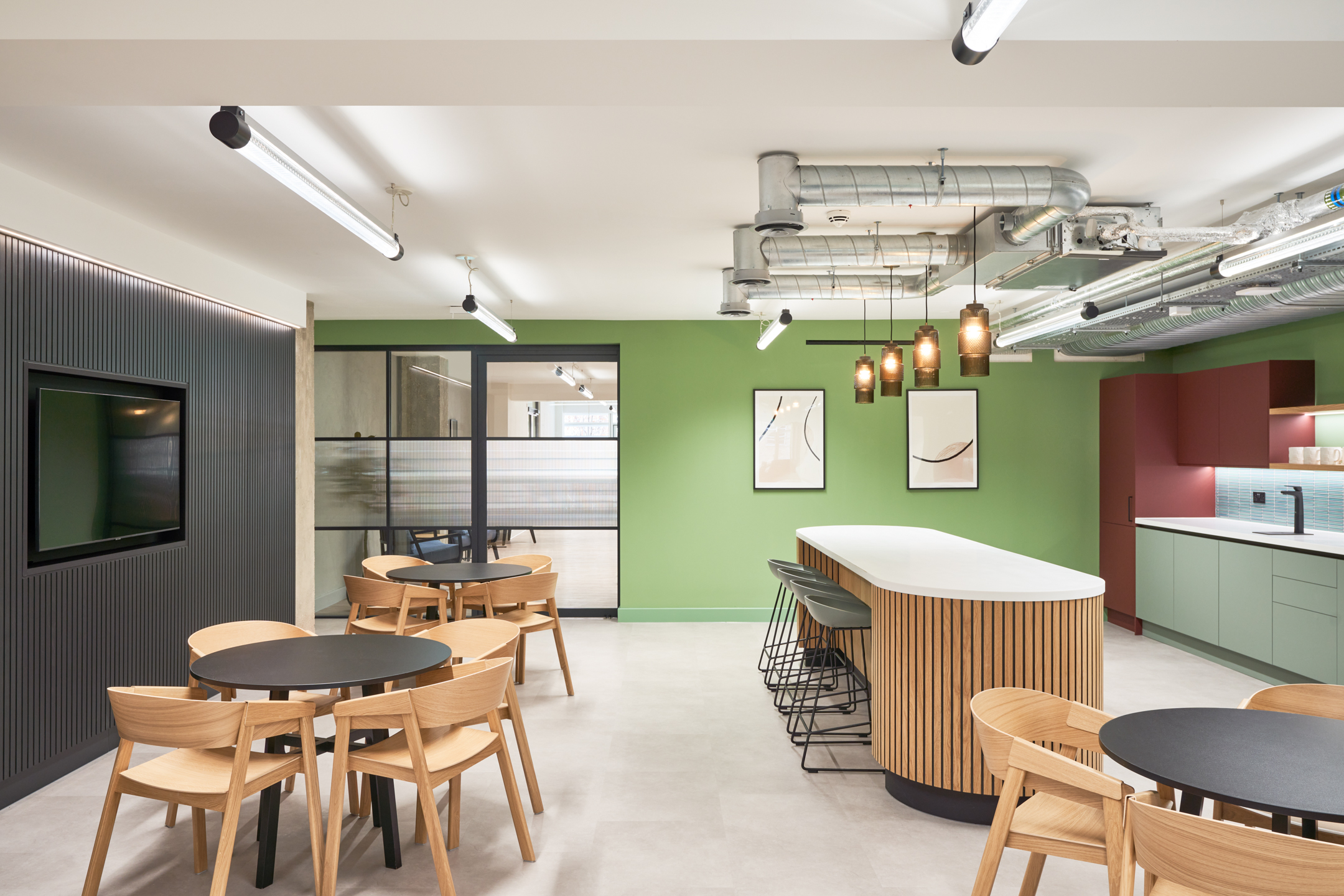 Stylish teapoint in a Tenant-Ready™ office at New Cavendish Street Level 2